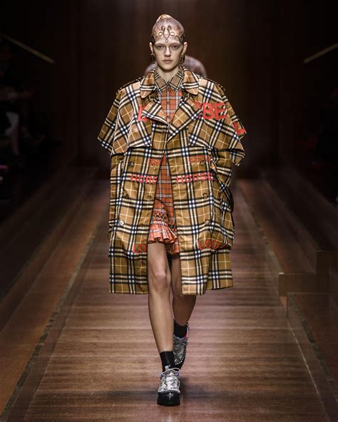 pictures of burberry|burberry models photos.